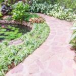 How to edge garden with bricks? gardenedgingexpert.com